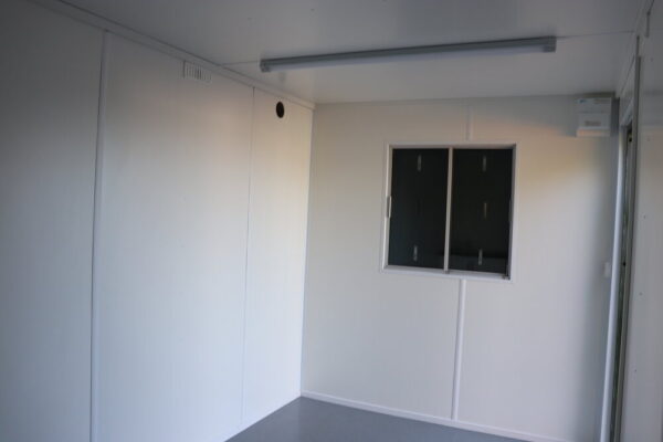 20'X8'  CONTAINER CONVERSION WITH SEPERATE TOILET - Image 5