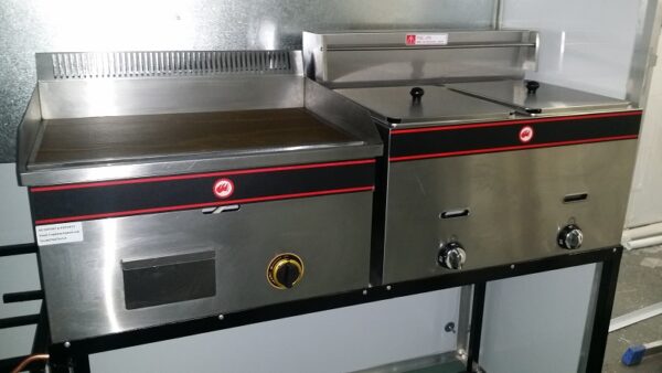Mobile Kitchen – Unbraked single axle - Image 3