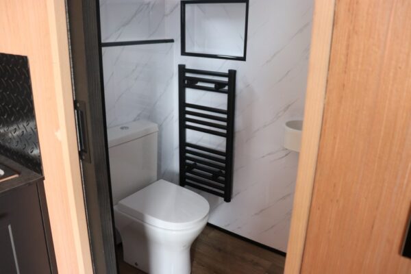 28FT converted container with Kitchen & Fixed Bed Maintenance Room - Image 7