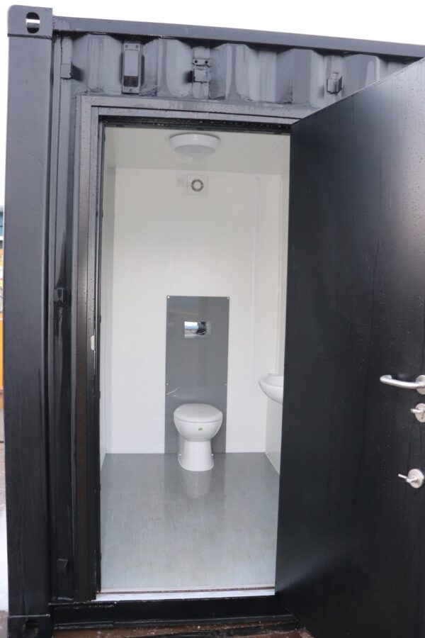 Three Bay Toilet Block Container Conversion 20' x 8' - Image 5