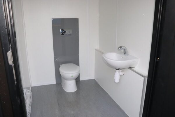 Three Bay Toilet Block Container Conversion 20' x 8' - Image 13