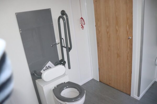 Three Bay Toilet Block Container Conversion 20' x 8' - Image 10